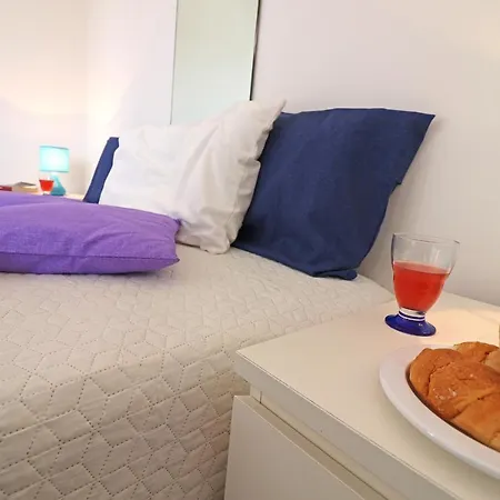 Casa Vacanze Rebecca A 2 Posti