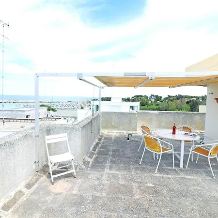 Casa Vacanze Rebecca A 2 Posti Vakantiehuis Otranto